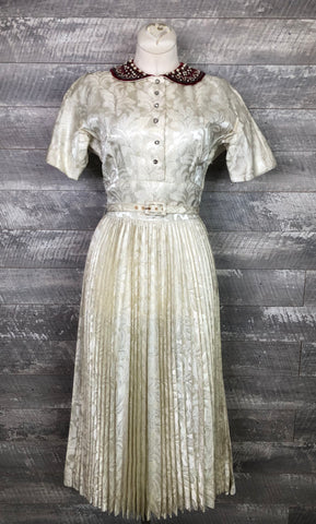50s Gertrude Frank velvet collar dress